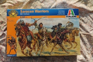 Italeri 6854 Saracen Warriors XIth Century